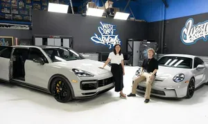 Ông chủ Facebook sắm Porsche 'hàng độc' tặng vợ